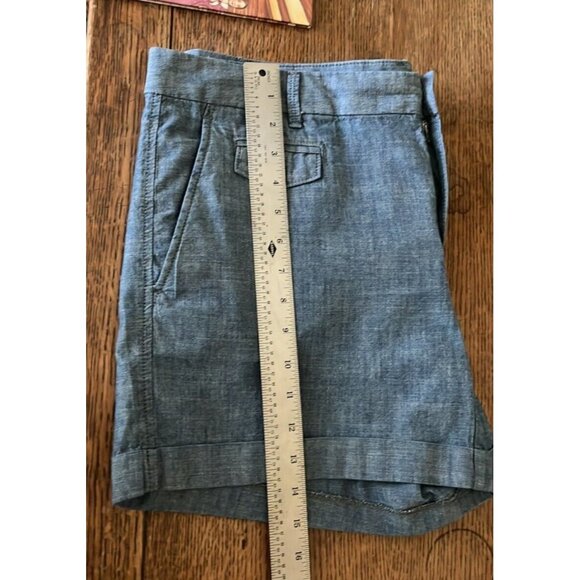 Banana Republic Shorts Womens Denim Chambray 5 Pockets Blue 100% cotton sz 12 - Picture 6 of 9